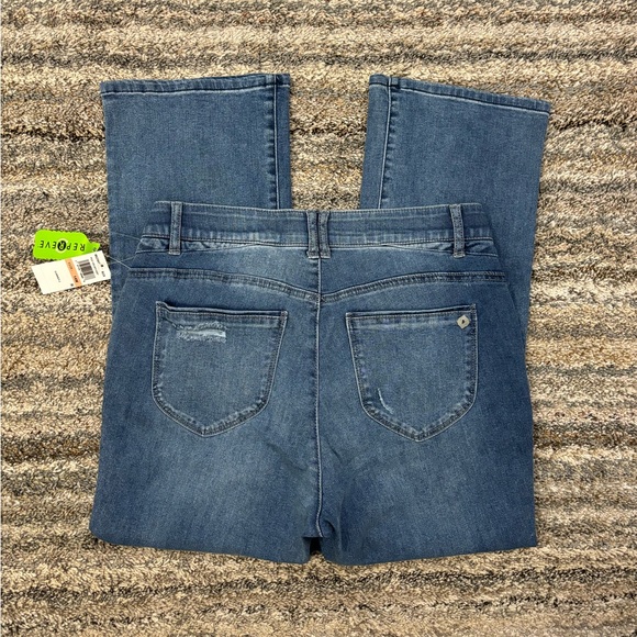 Democracy High Rise Barely Bootcut Jeans Sz 14W NWT | Democracy Bootcut Jeans * - Picture 8 of 12